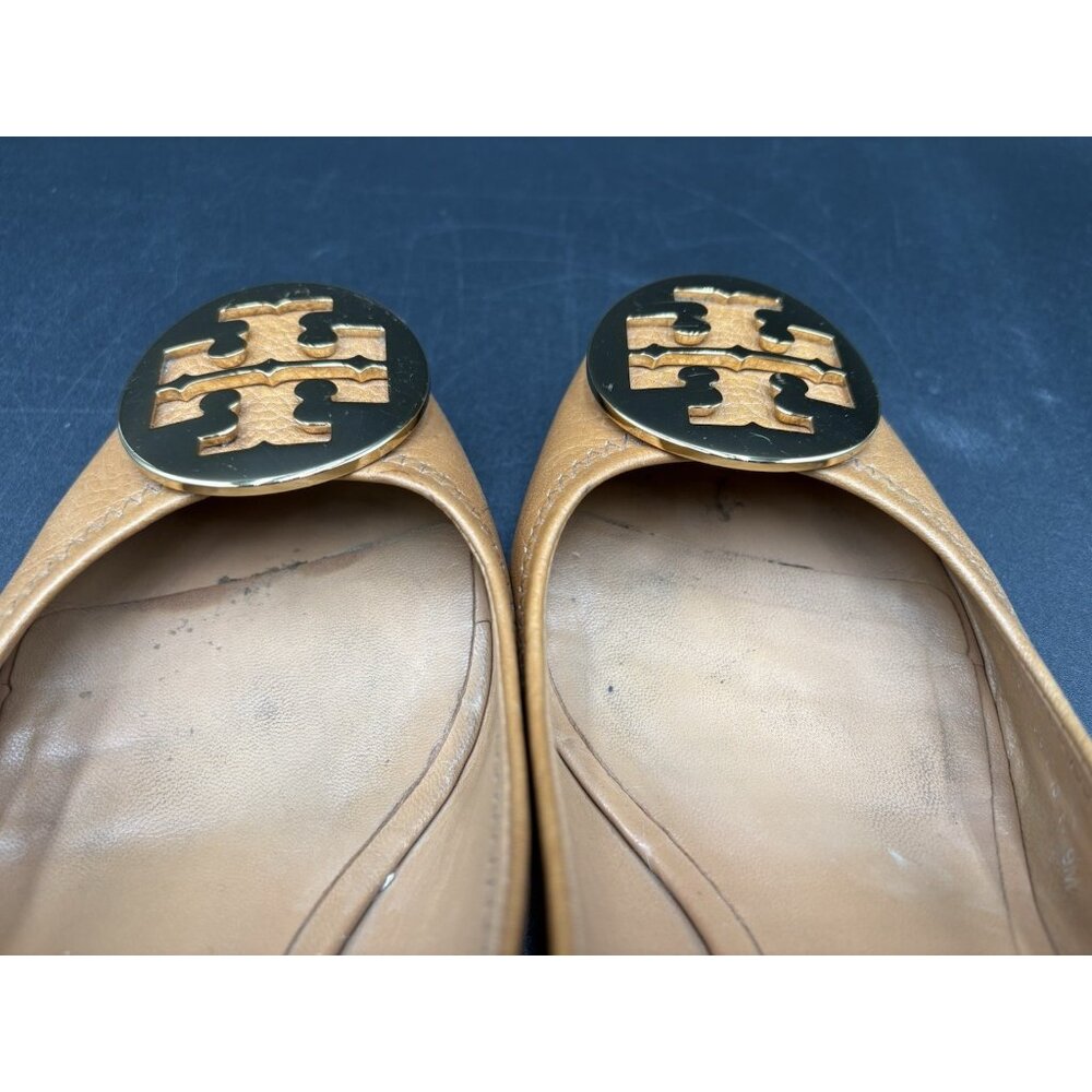Tory Burch Sally Tan Leather Wedge Heels Gold Metal Logo Women’s Size 9M - Picture 11 of 12